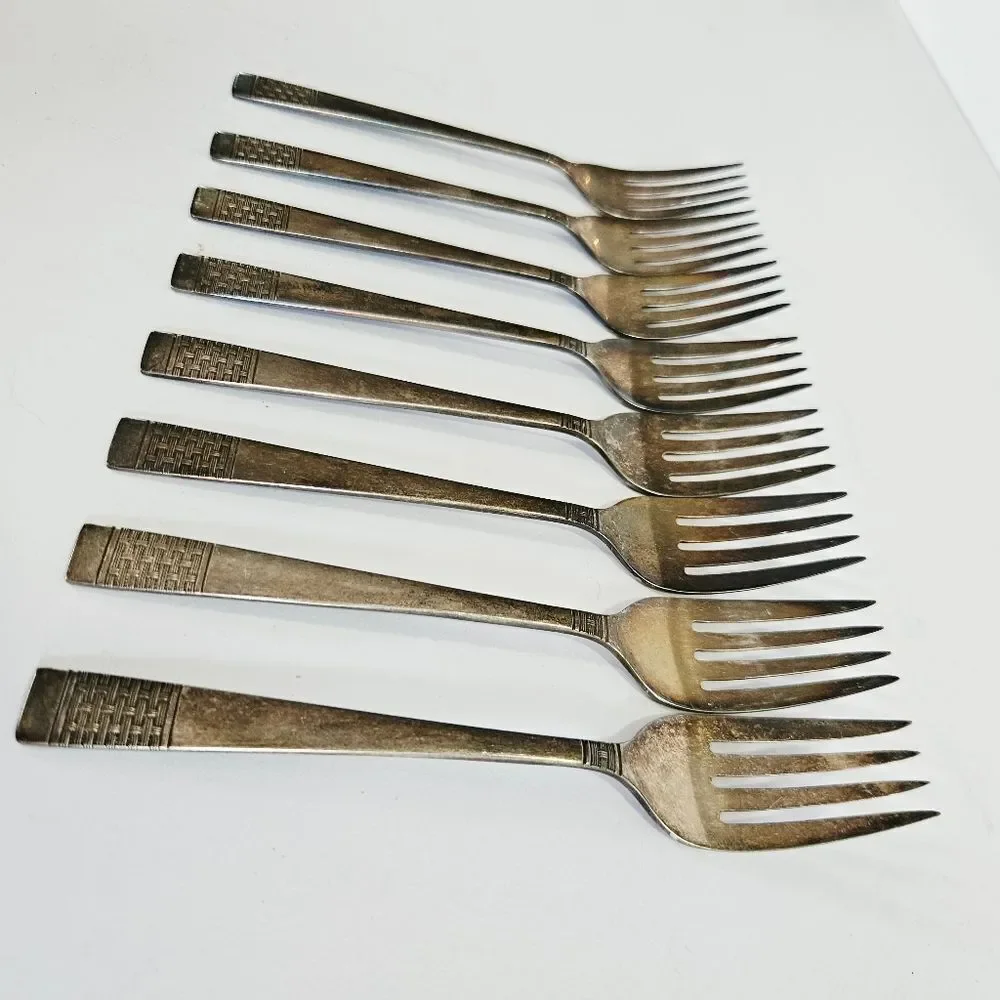 Vintage National Silver Co. Silverplate Cavalcade Pattern Salad Fork Set of 8